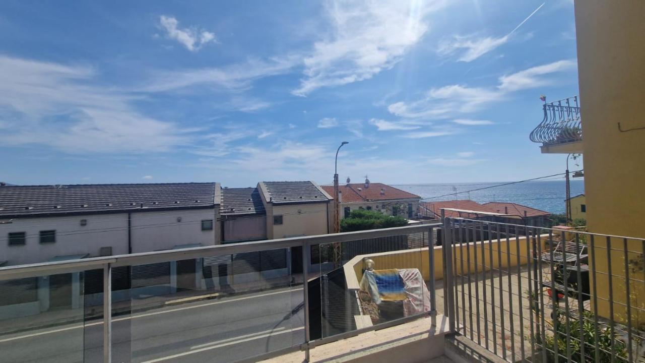 Wh - Bussana Apartment Sanremo Exterior photo